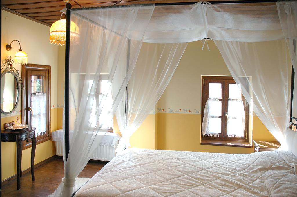Petrino Guesthouse كالامباكا المظهر الخارجي الصورة